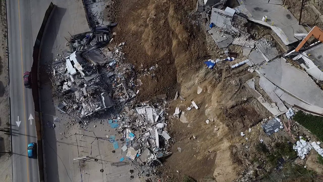 [VIDEO] Colapsa segundo edificio en la colonia La Sierra